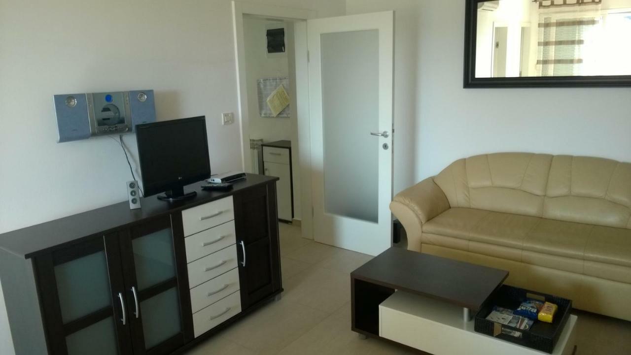 Apartment Vjera Пунат Экстерьер фото